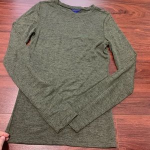 🦋BOGO🦋 GREEN SWEATER